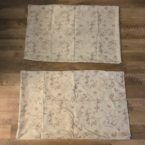 Two Jurassic Park Pillow Cases - Picture 3 of 6